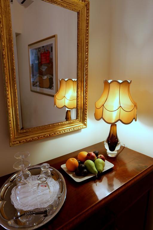 B&B Fotic Zagreb Rum bild